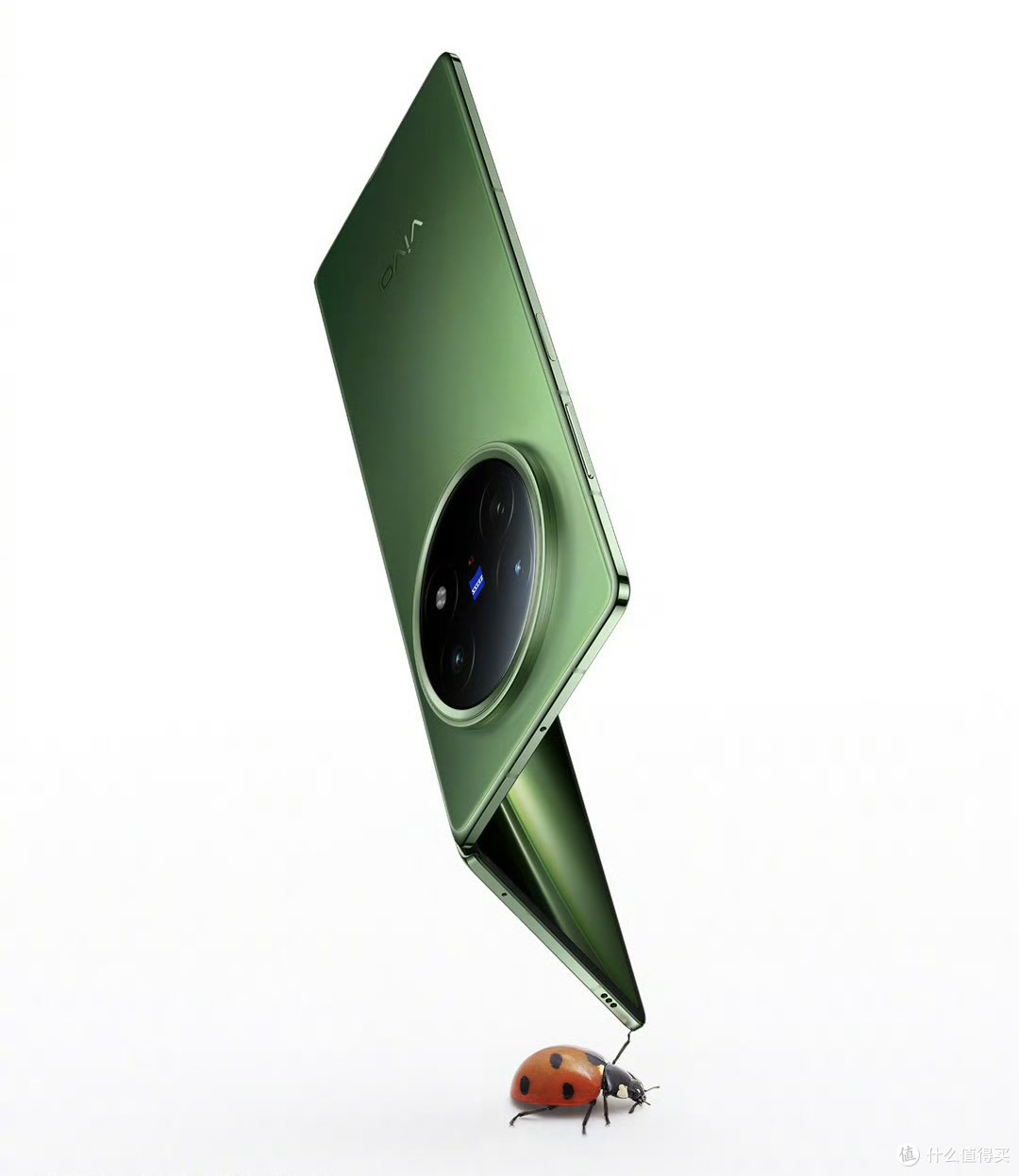 vivo X Fold5 轻薄全能折叠屏