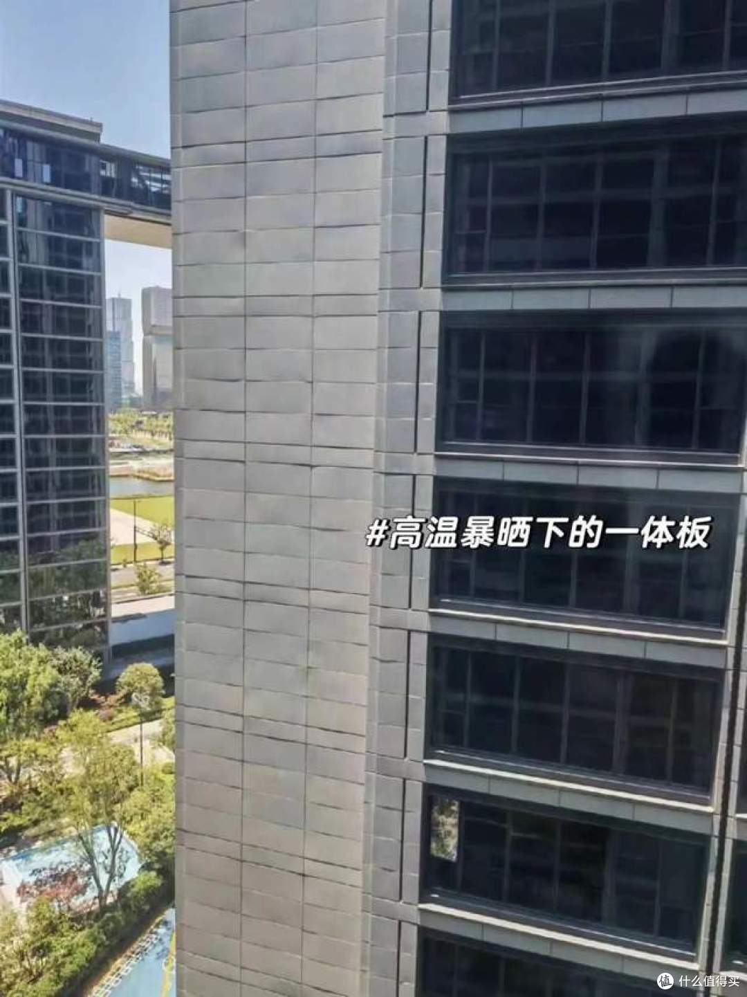 小区外立面,3-5年后,贫富差距直接“写”在墙上