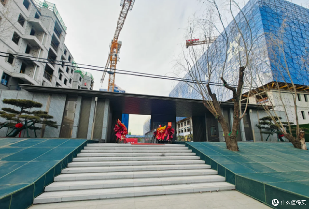 买房靠近这6个地方,“十户九富”,不是迷信,而是经验