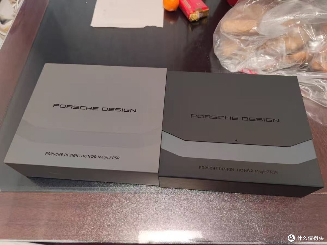 618这波数码好物里，荣耀Magic7 RSR保时捷设计款手机可太亮眼了！