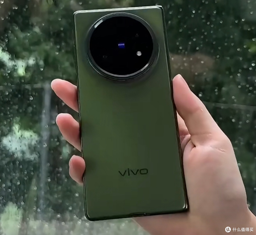 vivo X Fold5：轻薄折叠屏手机，爱了！爱了！