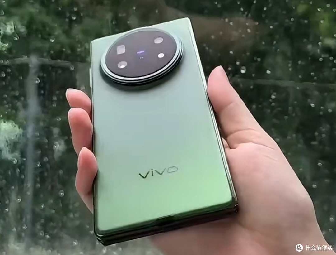 vivo X Fold5：轻薄折叠屏手机，爱了！爱了！