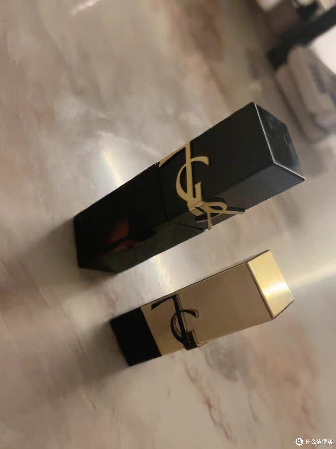 YSL圣罗兰黑管唇釉 镜面口红美丽动人