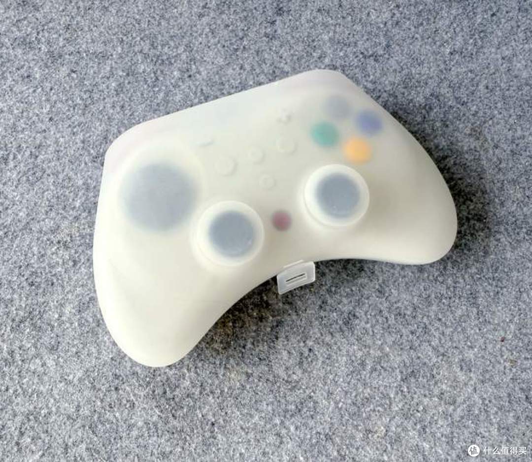 一键连招爽翻，谷粒精灵2Pro手柄：增强游戏手感利器