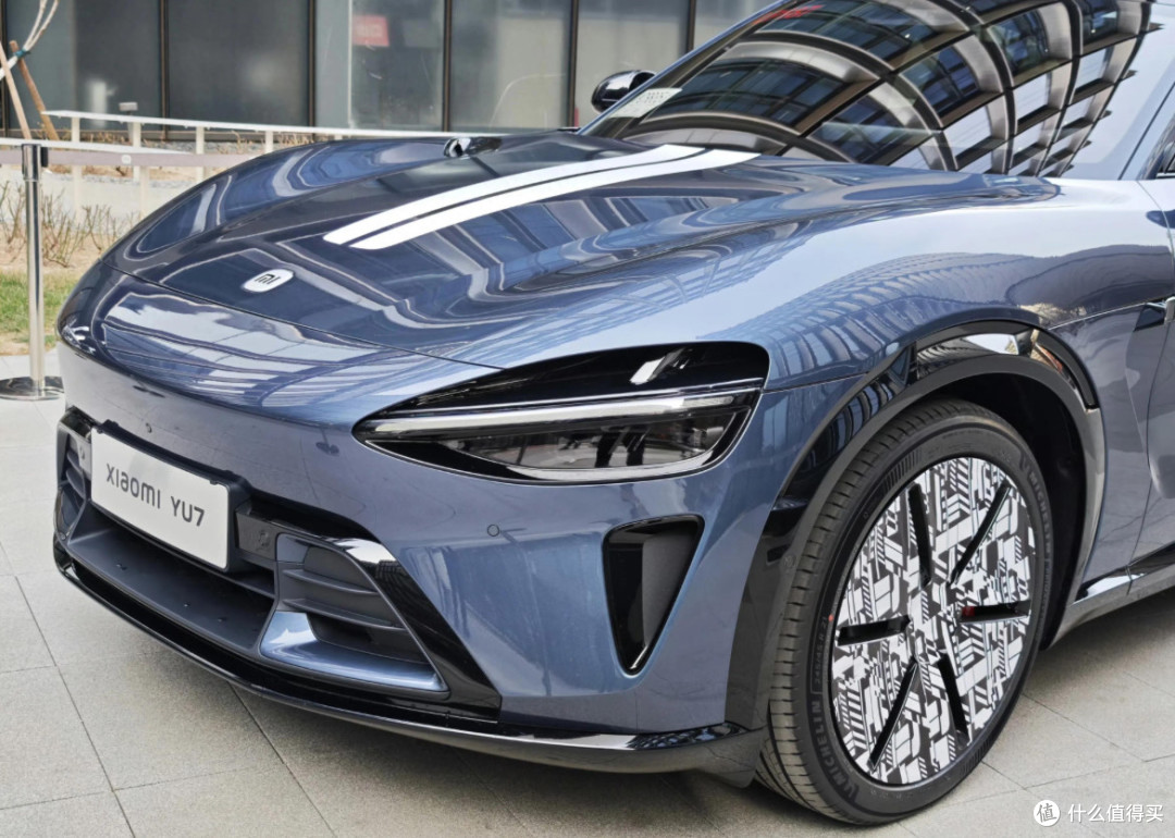 小米YU7续航超Model Y,性价比高