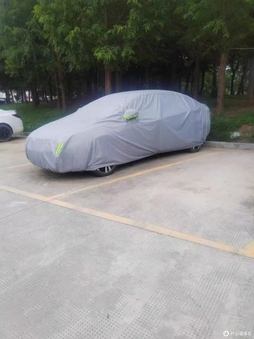 这汽车车衣简直是“护车神器”!后悔没早买!