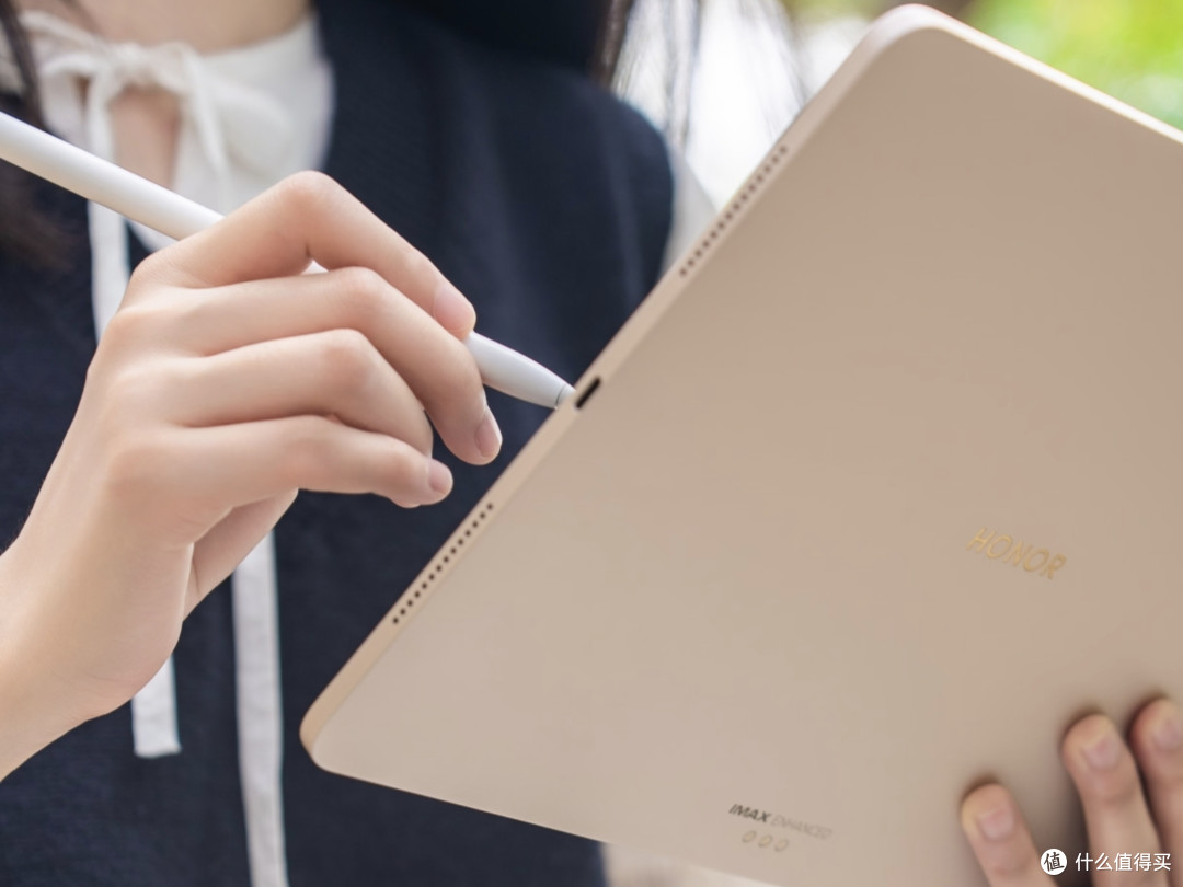 荣耀 MagicPad 3 + 智能键盘:重新定义大屏平板的实用体验