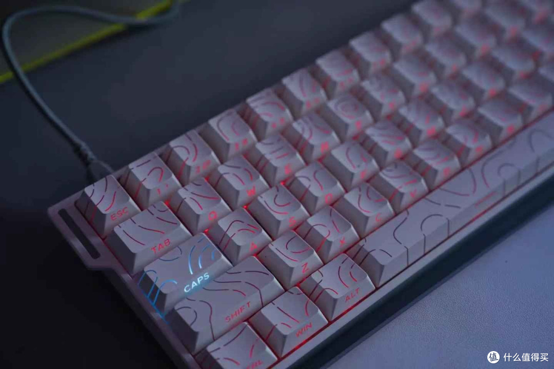 🐺狼蛛MINI60HE MAX版磁轴键盘！桌面精简大成功！