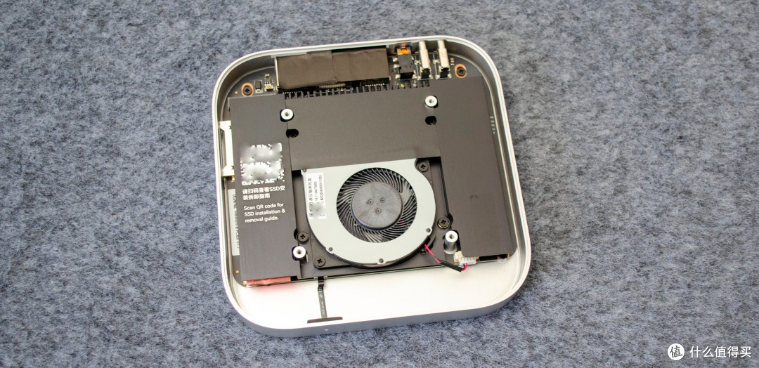 Mac mini M4的最佳搭子, 零刻Mate mini 雷电5高速扩展坞