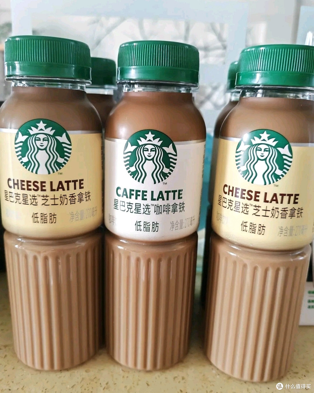 轻巧便携的星巴克即饮