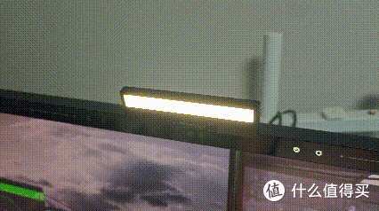 性能靠谱,功能升级,Yeelight 显示器挂灯 Ultra值得入手吗?