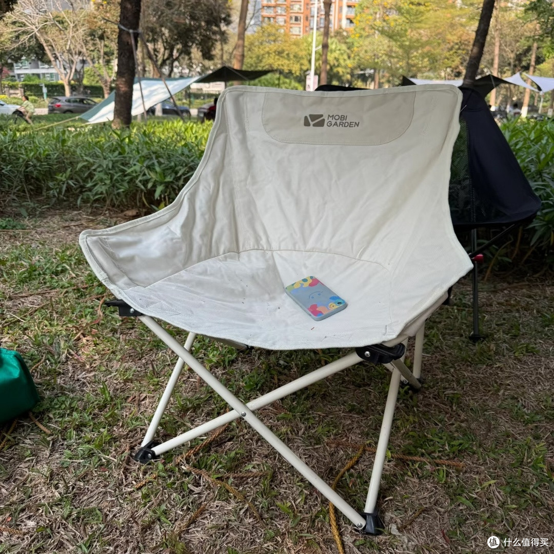 两把月亮椅实测对比,没想到贵的反而输在了这里