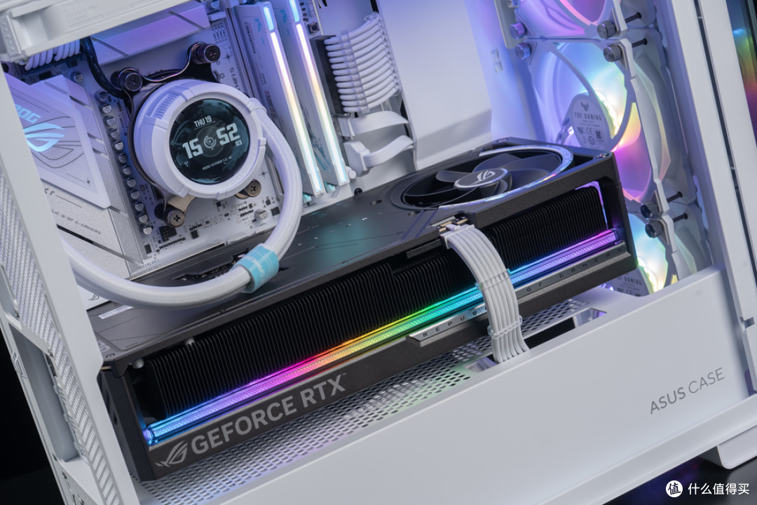 宇级美学与散热革命 —华硕 ROG ASTRAL 夜神 RTX5080 开箱分享!