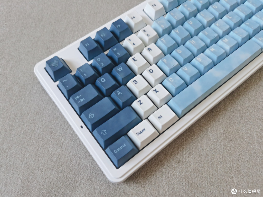 指尖上的利器,三模自由+个性轴体,ATK A87 Pro电竞三模键盘分享