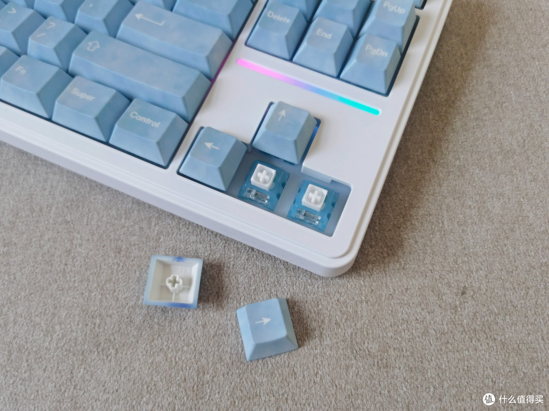 指尖上的利器,三模自由+个性轴体,ATK A87 Pro电竞三模键盘分享