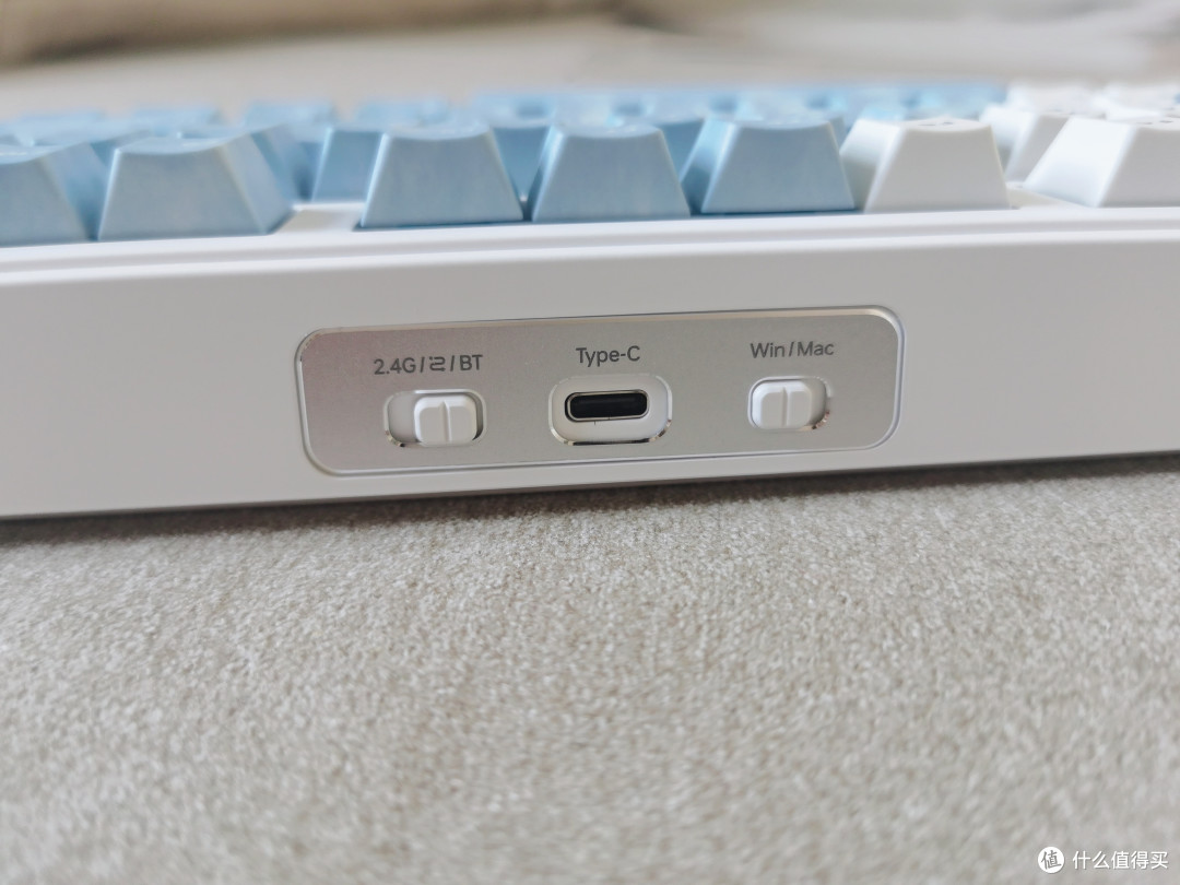 指尖上的利器,三模自由+个性轴体,ATK A87 Pro电竞三模键盘分享