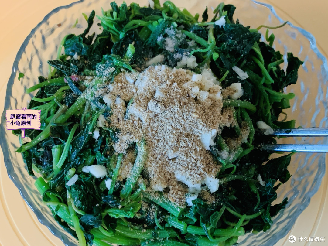 夏天吃馅，韭菜芹菜靠边站，这菜使劲吃，营养鲜美正当季，太香了