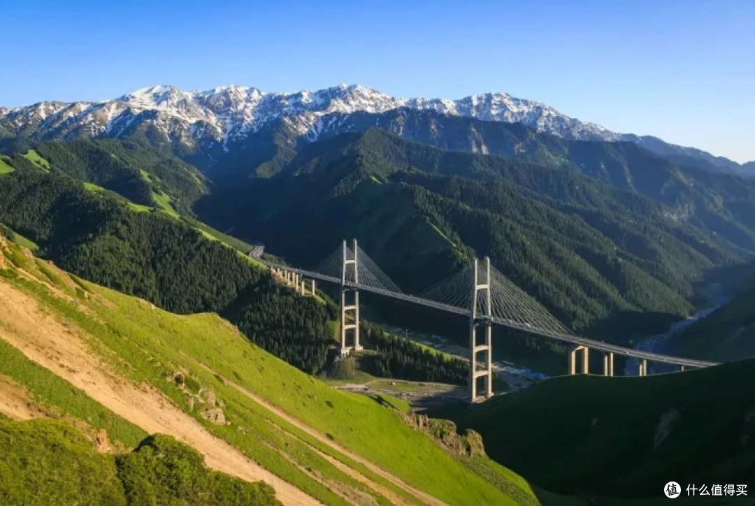 毕业旅行天花板!新疆伊犁7日攻略:解锁宫崎骏的夏天!