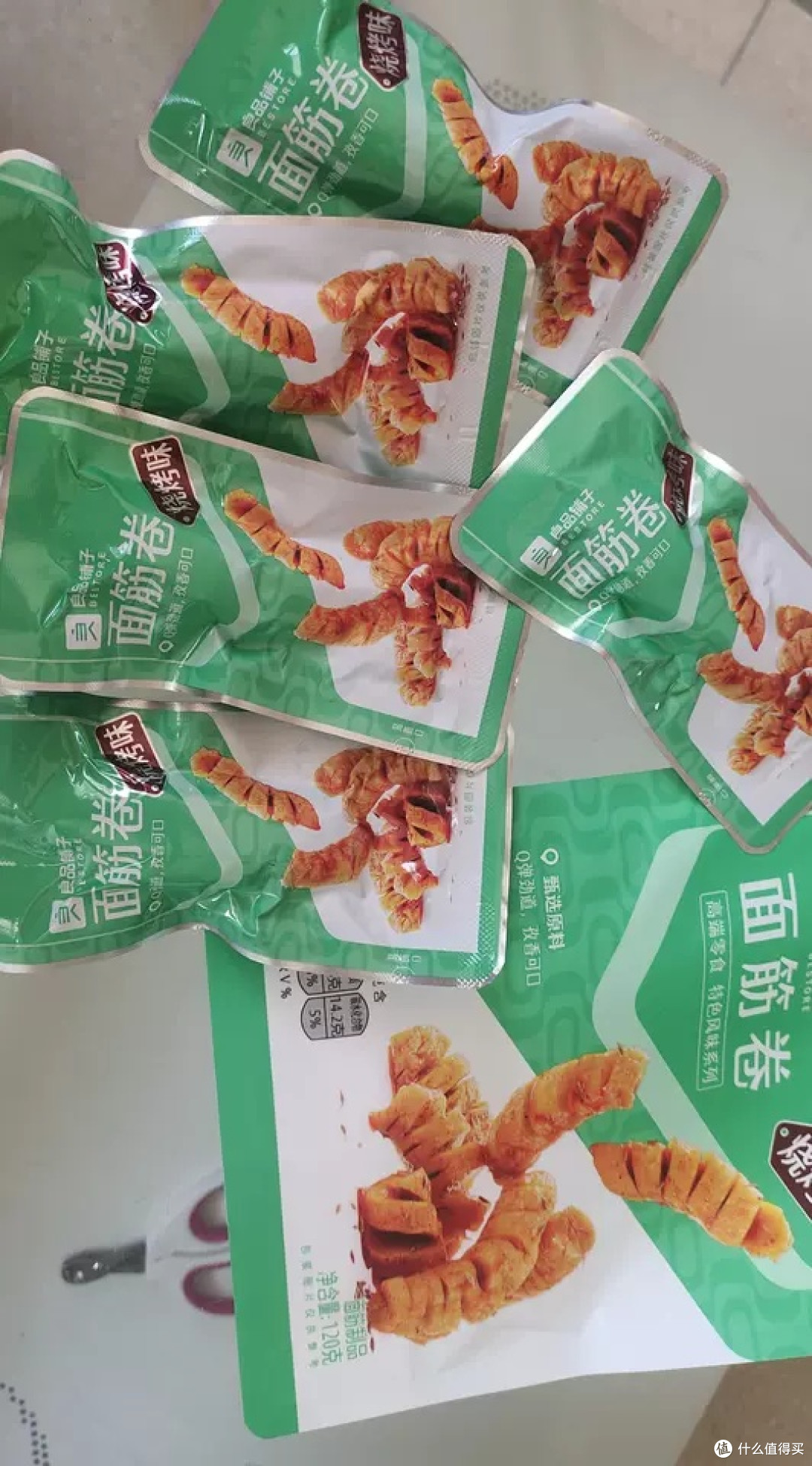 良品铺子面筋卷零食分享