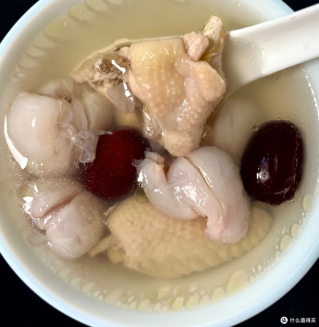 央视推荐荔枝鸡汤:体寒人夏日补阳的暖身秘方