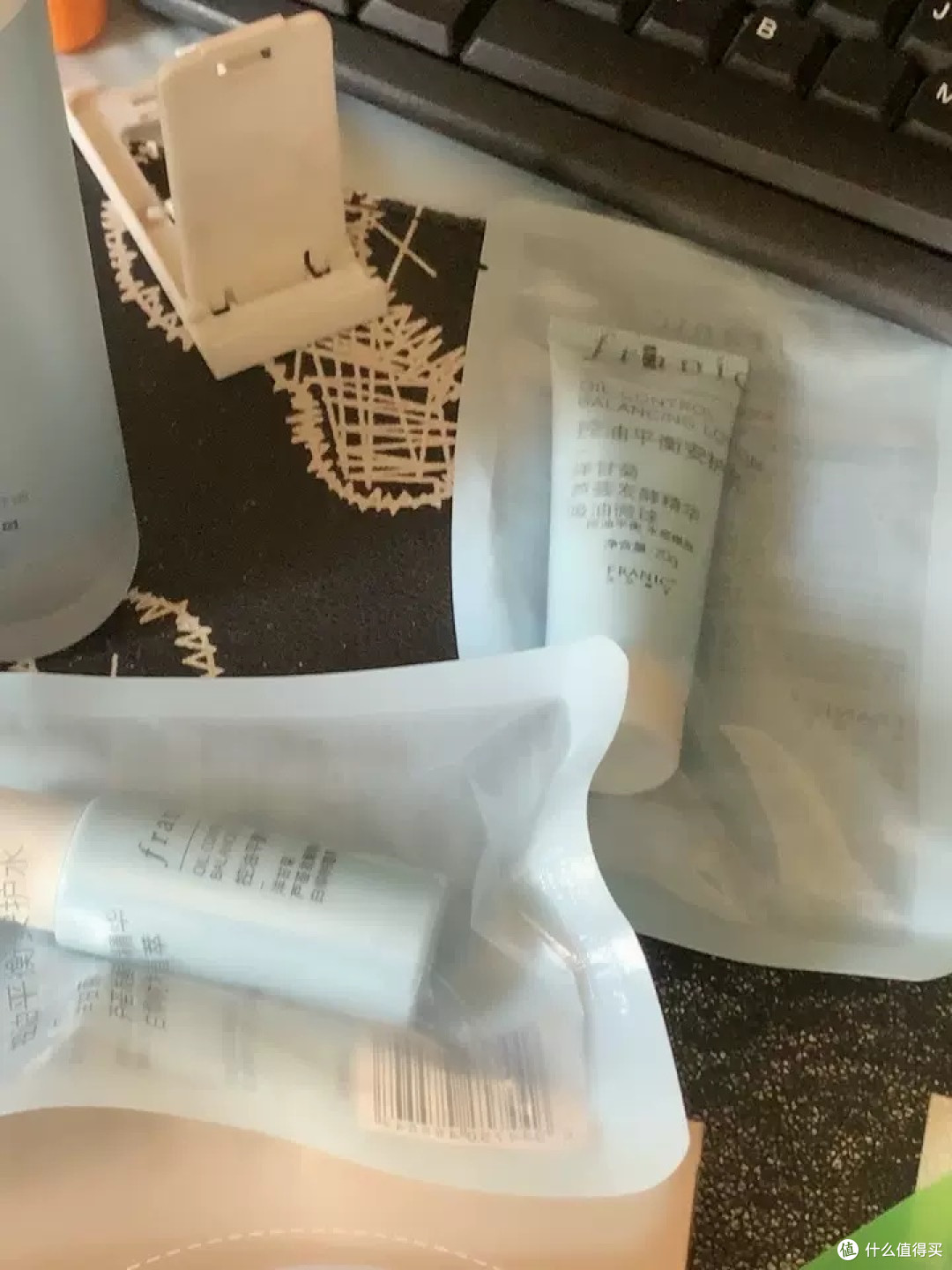 法兰琳卡洋甘菊水乳控油祛痘分享
