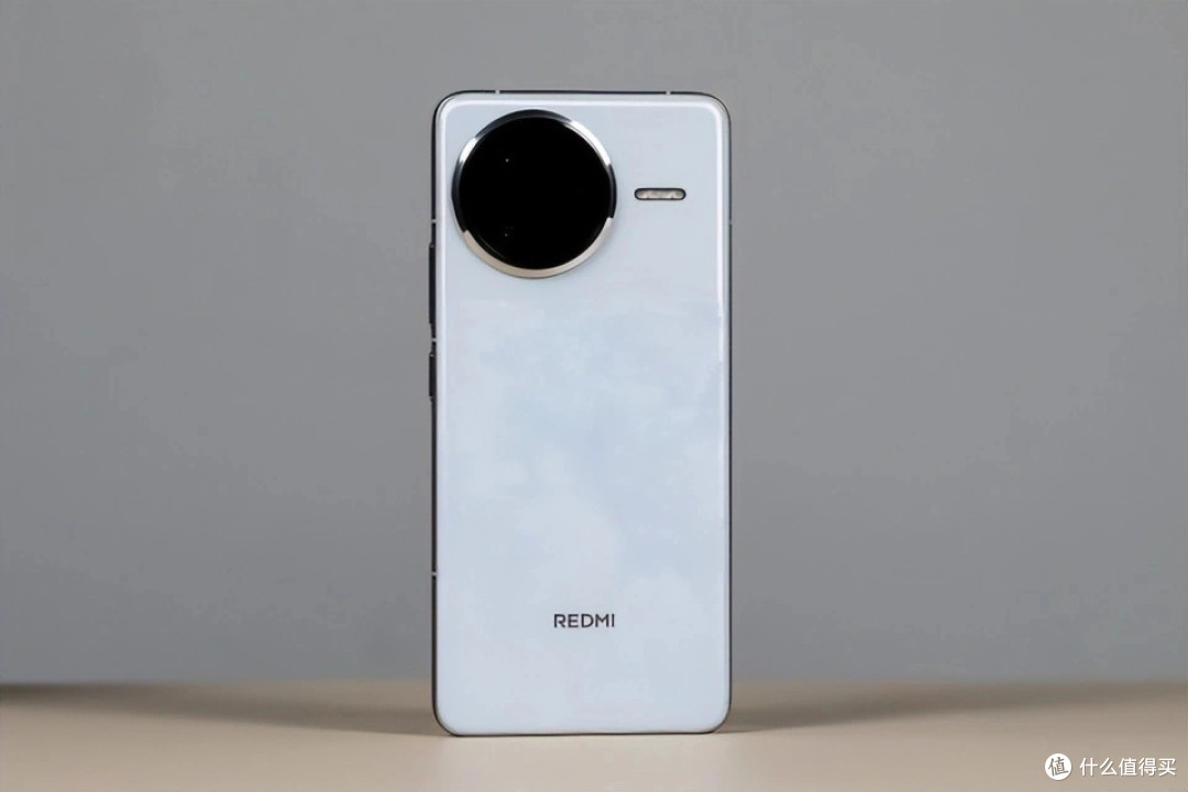 24小时首销66万台,16GB+1TB+骁龙8Gen3,国补后可以“闭眼买”