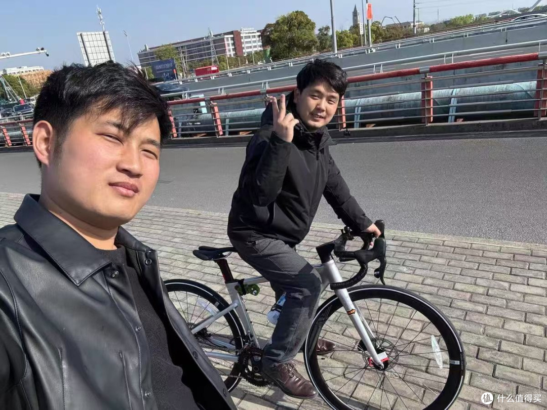 家人们谁懂啊!挖到百琦R2公路车那一刻我真的原地尖叫!