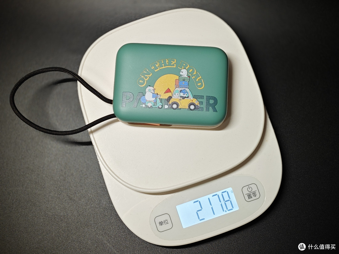 好看,好用,它还很安全 - 魅族 PANDAER 35W 自带线移动电源体验