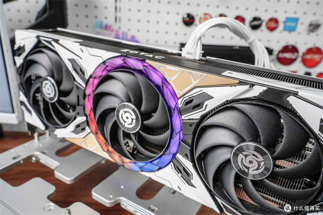 索泰(ZOTAC)GEFORCE RTX 5070Ti 16GB天启OC显卡测试