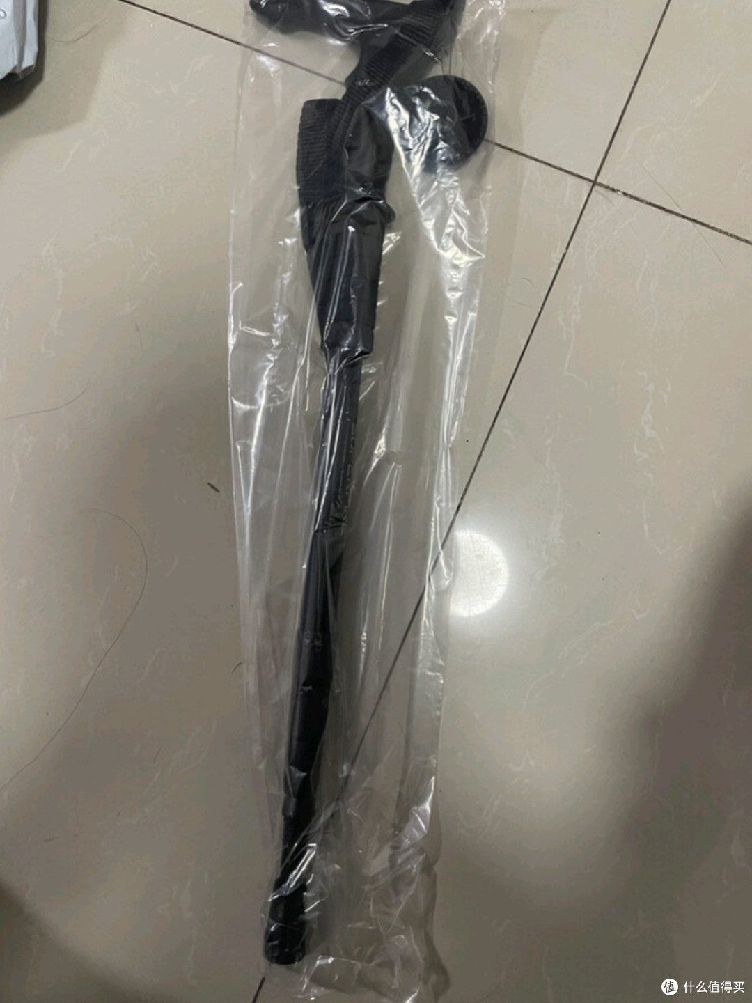 神火(SupFire)户外防身登山杖测评:铝合金材质,轻便防滑
