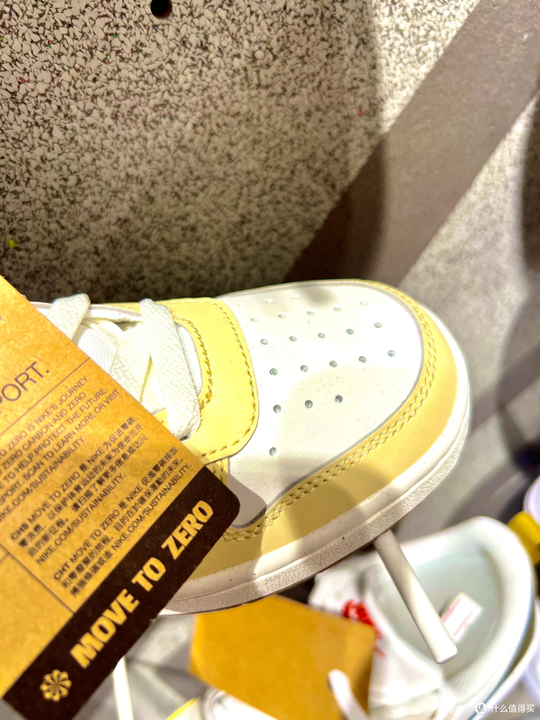 Nike Court Borough 低帮休闲板鞋,它的复古潮魂与日常哲学!