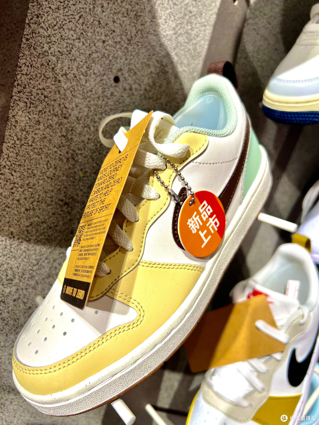 Nike Court Borough 低帮休闲板鞋,它的复古潮魂与日常哲学!