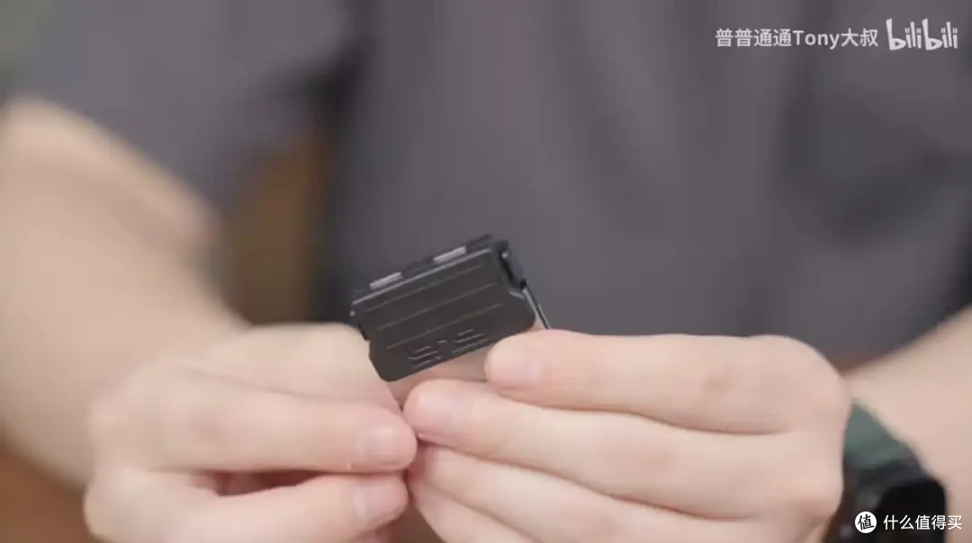 华硕展示BTF2.5最新可移除式GC-HPWR设计,短时承载功率超1000W