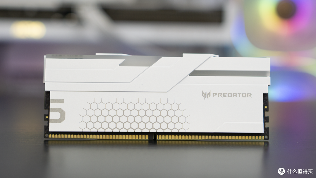 新王莅临,9800X3D最佳伙伴登场?宏碁掠夺者DDR5 6000C28测试!