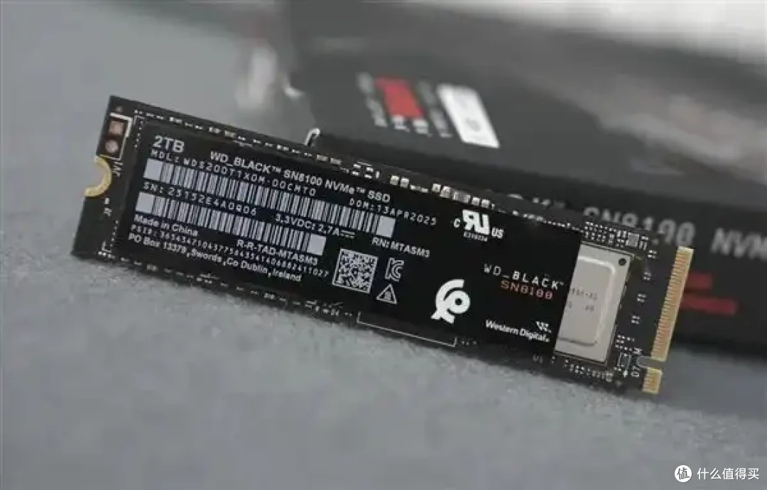 PCIe6普及遇冷，高昂成本小众市场导致OEM厂商缺乏兴趣
