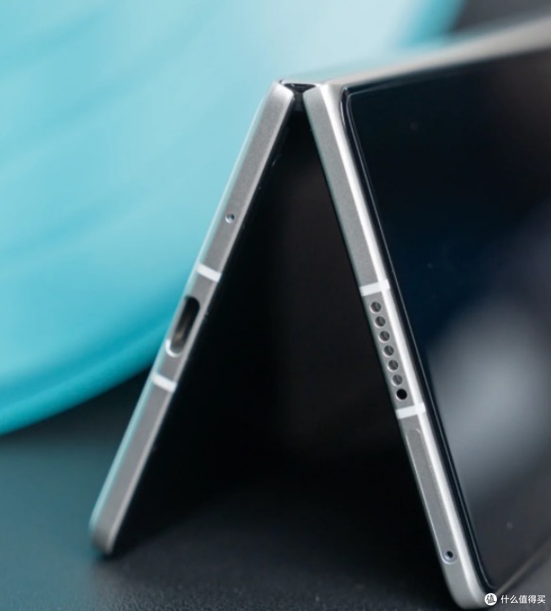 vivo X Fold5:更轻更强的折叠屏手机