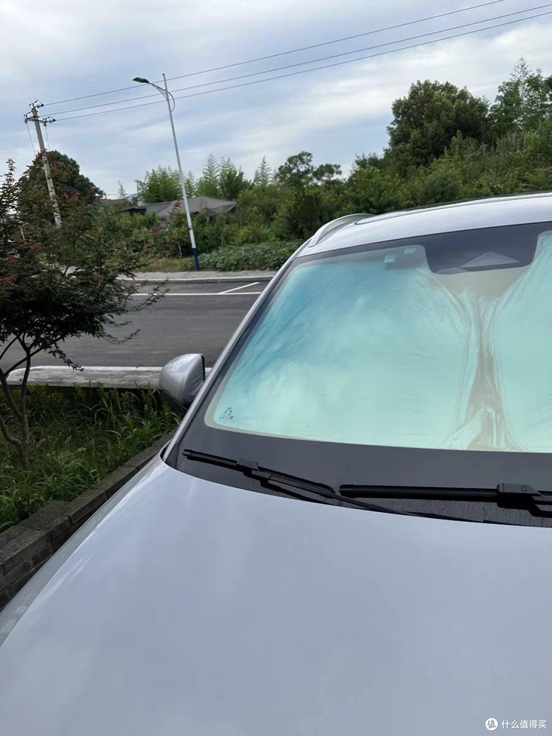升级加厚汽车遮阳挡防晒隔热遮光帘车载前挡玻璃板遮阳伞停车神器