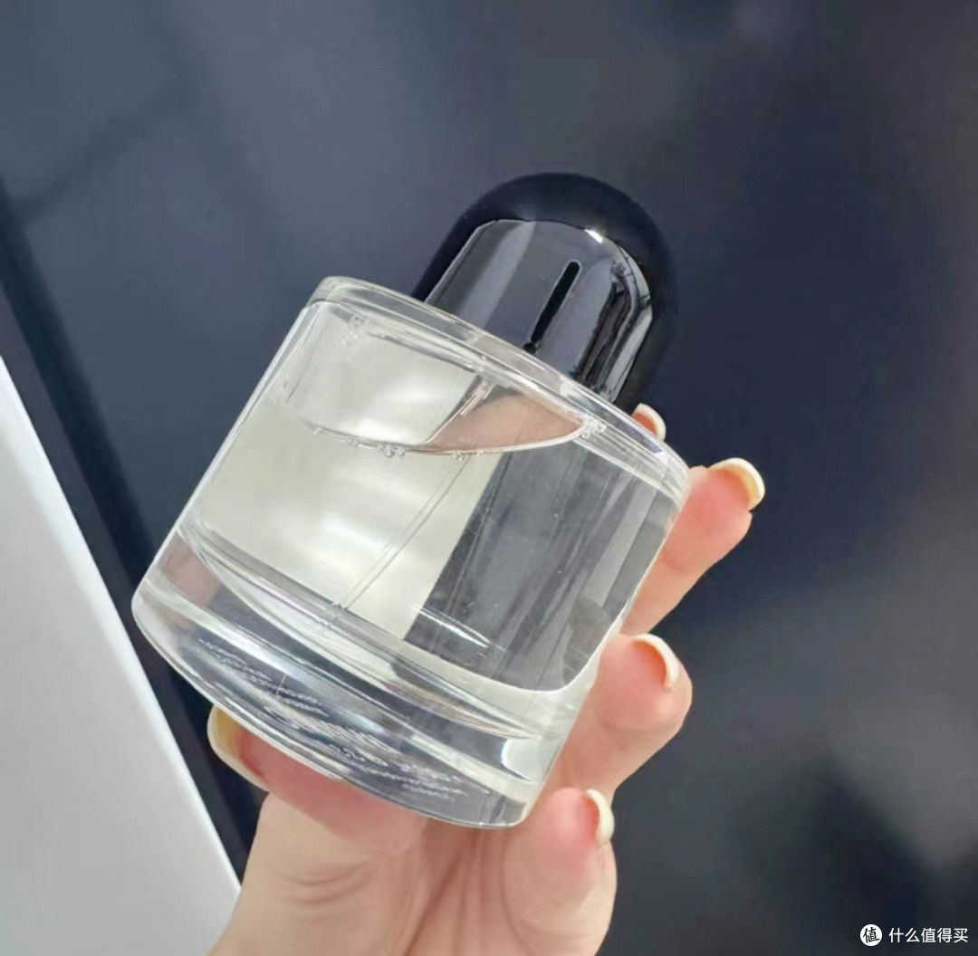香水界的 “文艺青年”:BYREDO 北国之春 超级雪松香水