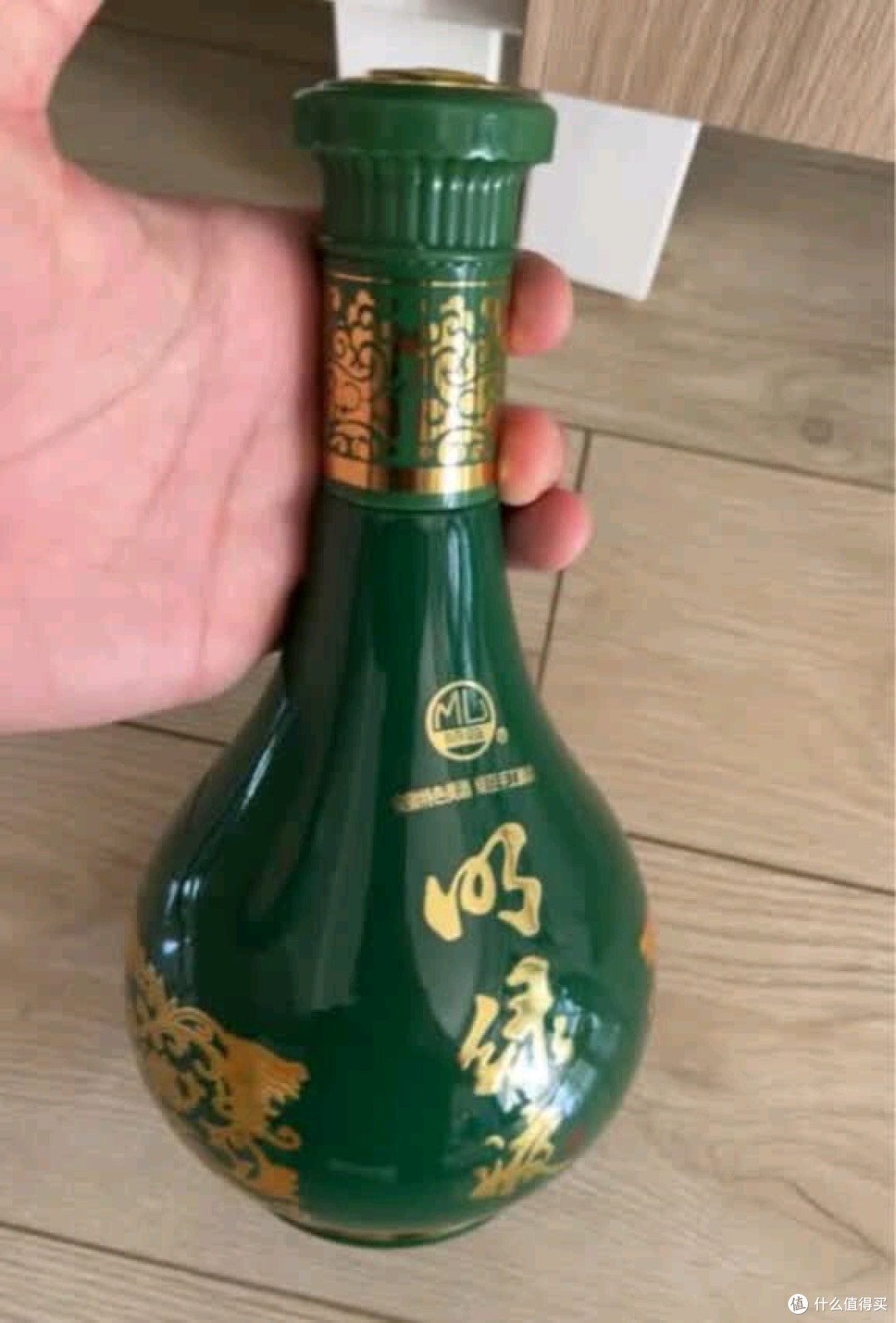 明绿液普绿：白酒圈的叛逆分子，喝一口就上头