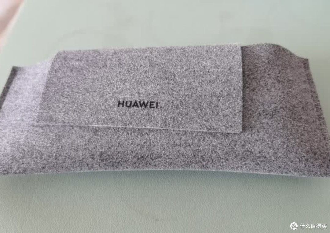 解锁未来视界:华为智能眼镜飞行员全框款体验