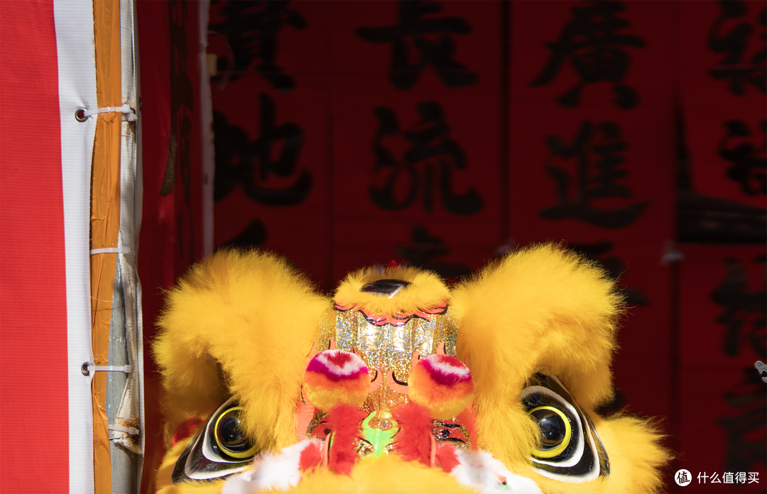 F1.4，边缘100% 放大
