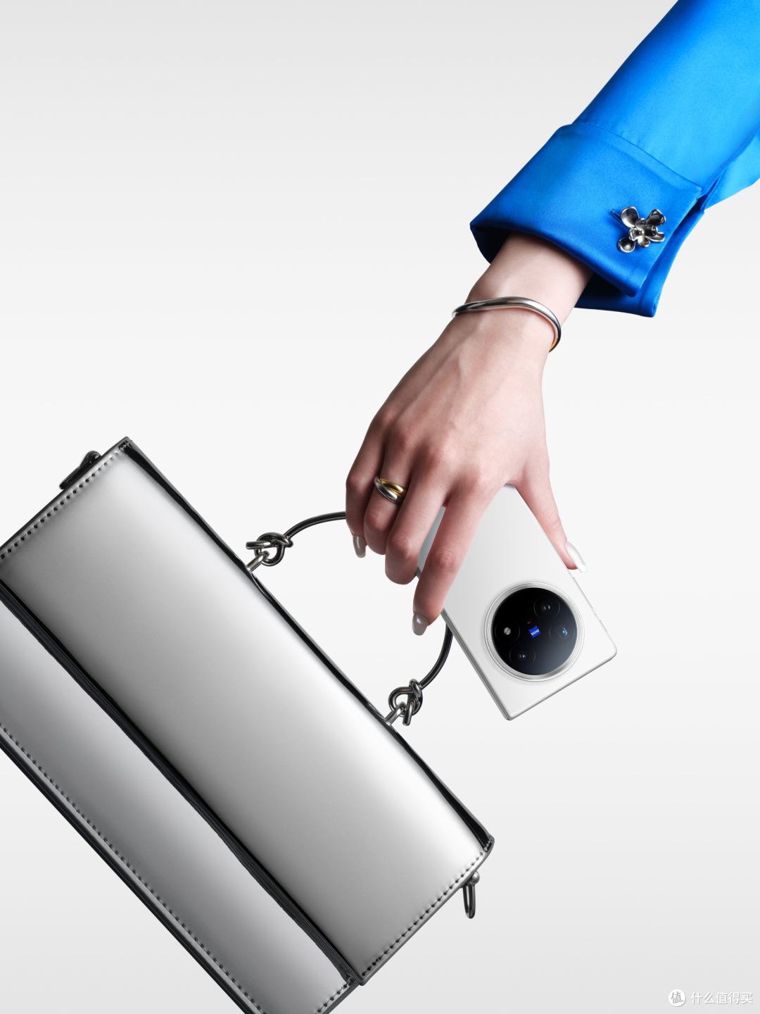 轻薄之外更有惊喜:vivo X Fold5带来多维体验升级