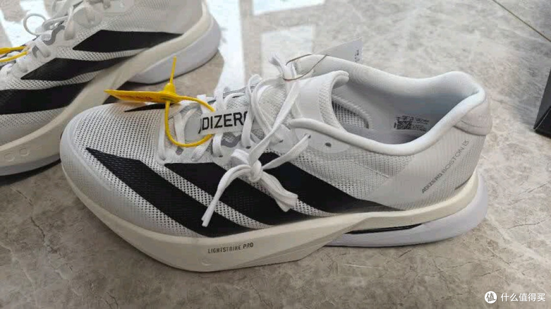 阿迪达斯ADIZERO BOSTON 13 M:专业跑者的速度利器