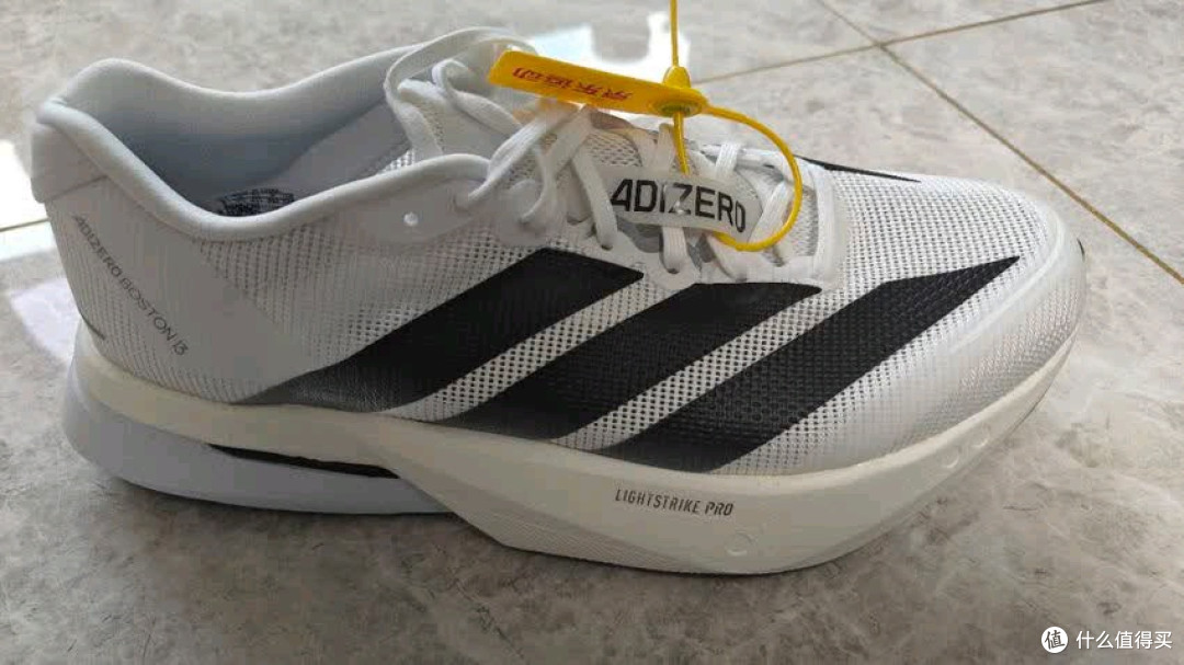 阿迪达斯ADIZERO BOSTON 13 M:专业跑者的速度利器