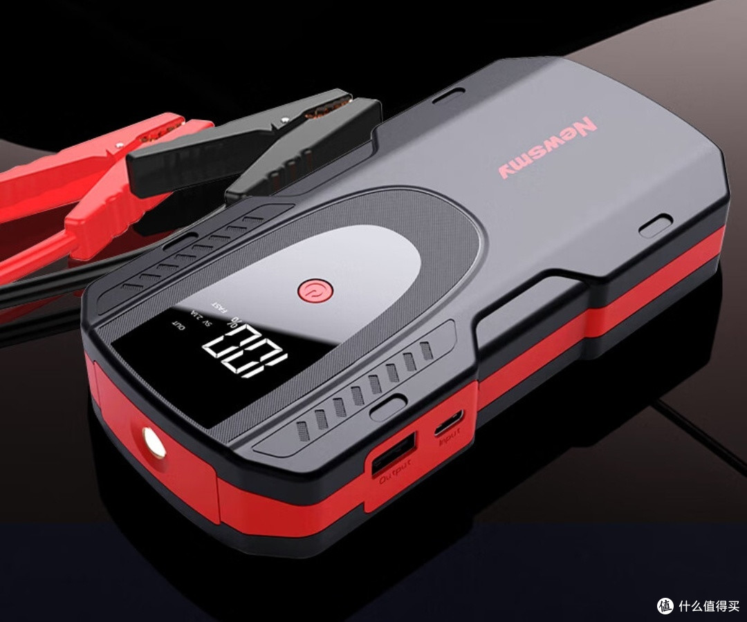 纽曼汽车应急启动电源S400L测评:户外便携的“打火神器”
