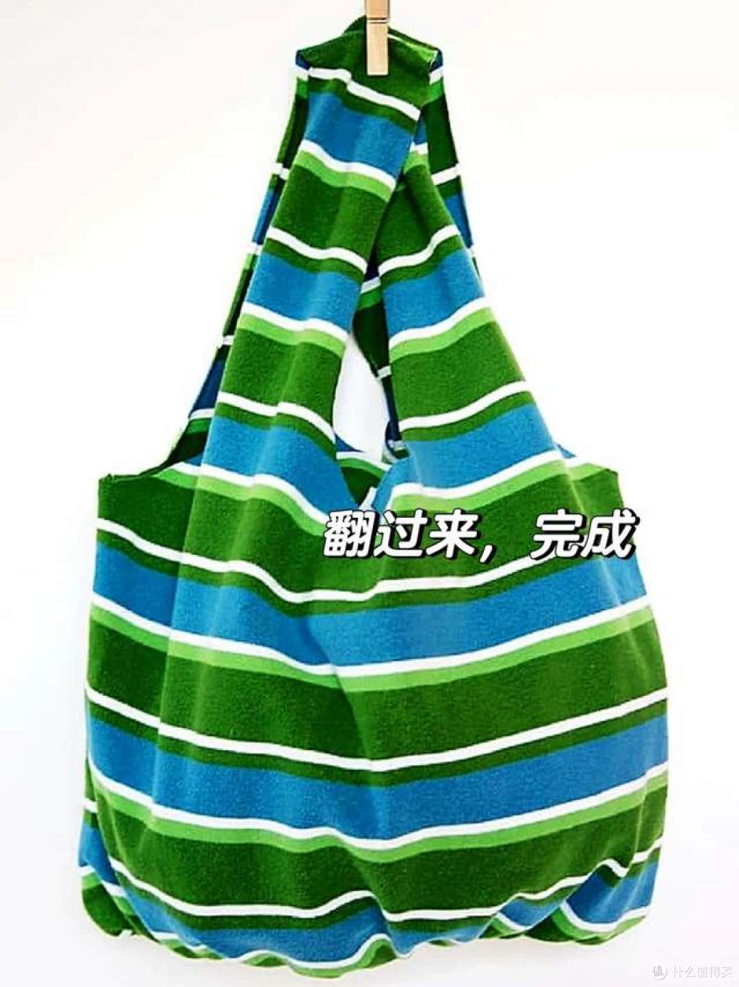 不穿的短袖别着急扔,这样改造一下,比专门买的小玩意还好用!