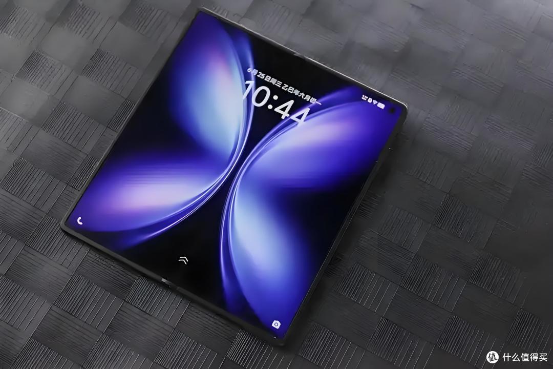 轻薄折叠新标杆,vivo X Fold5 凭实力出圈!