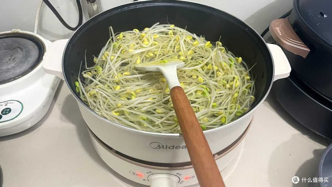分体电火锅,是最好用的电火锅,因为这个锅非常好清洗。