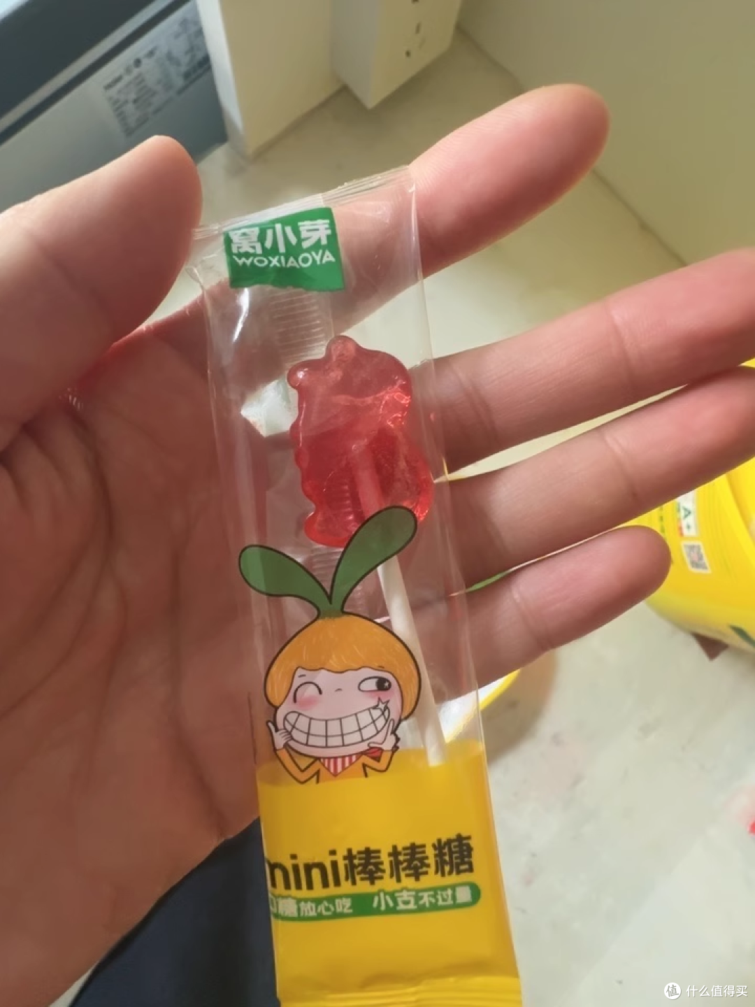 这根无糖棒棒糖，竟让我成了幼儿园 “顶流家长”