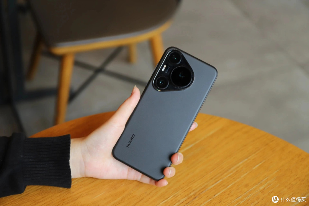 华为Pura70Pro降至“清仓价”,512GB+麒麟9010,把我整不会了